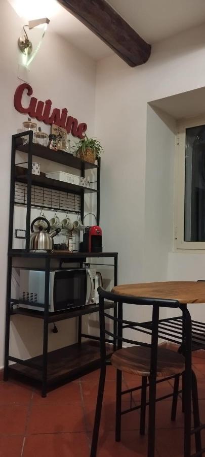 Civico 18 Suite Napoli Bagian luar foto